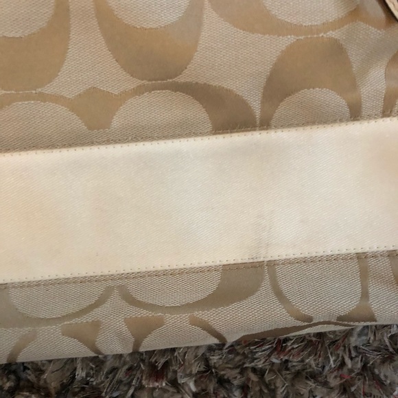 Authentic Coach Handbag - Picture 4 of 7
